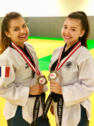 Mathilde et Liana medaillees a l'Open d'Autriche